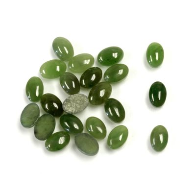 Jade, 6mmx4mm, Ovale, Cabochon, Vert